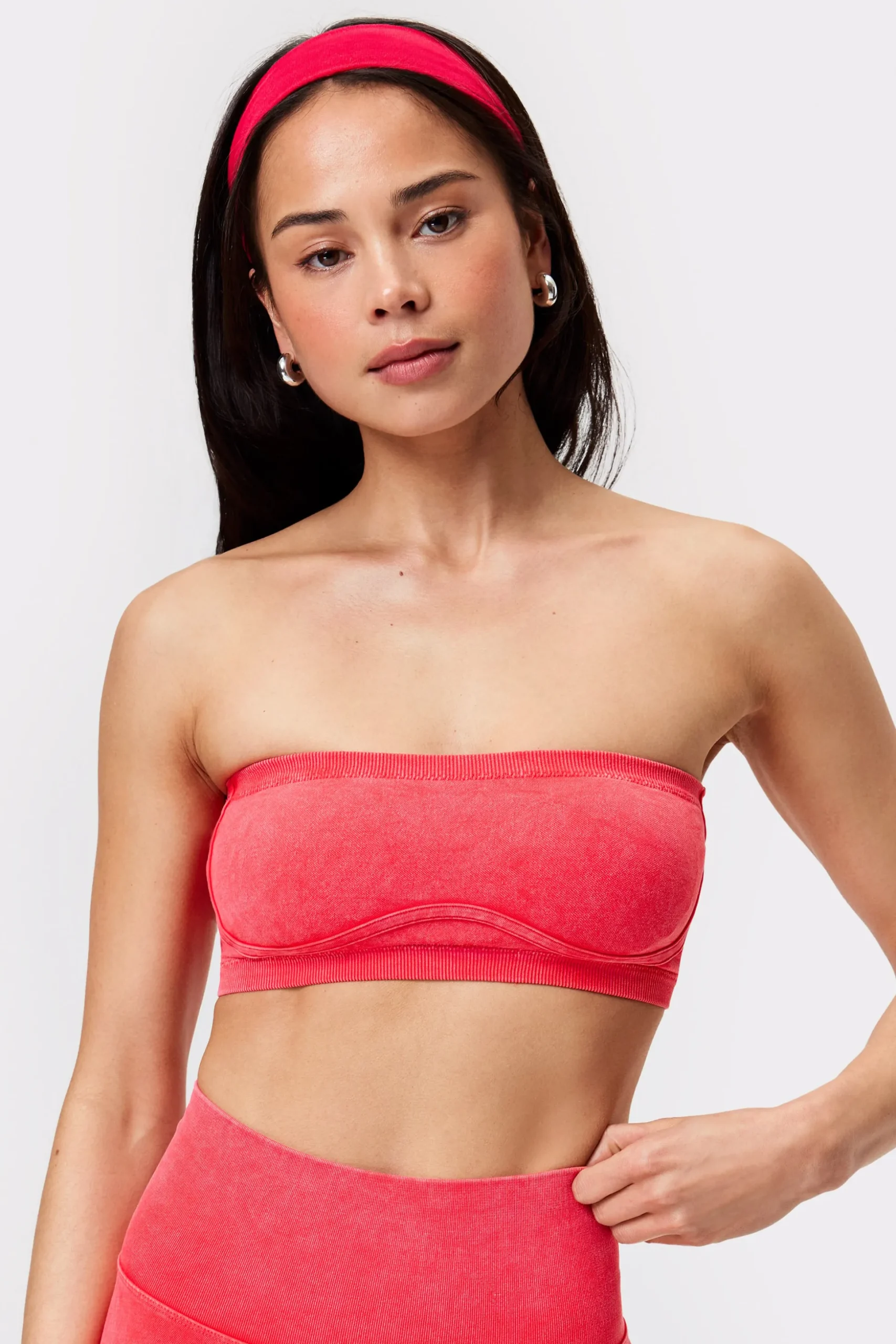 Contouring Seamless Bandeau