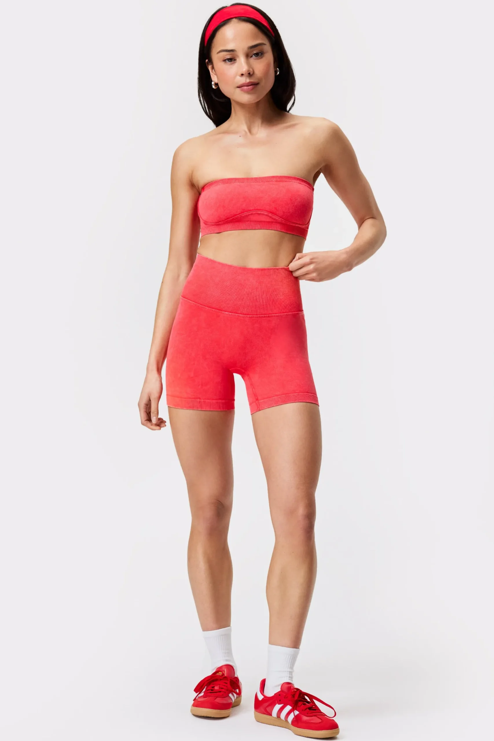 Contouring Seamless Bandeau