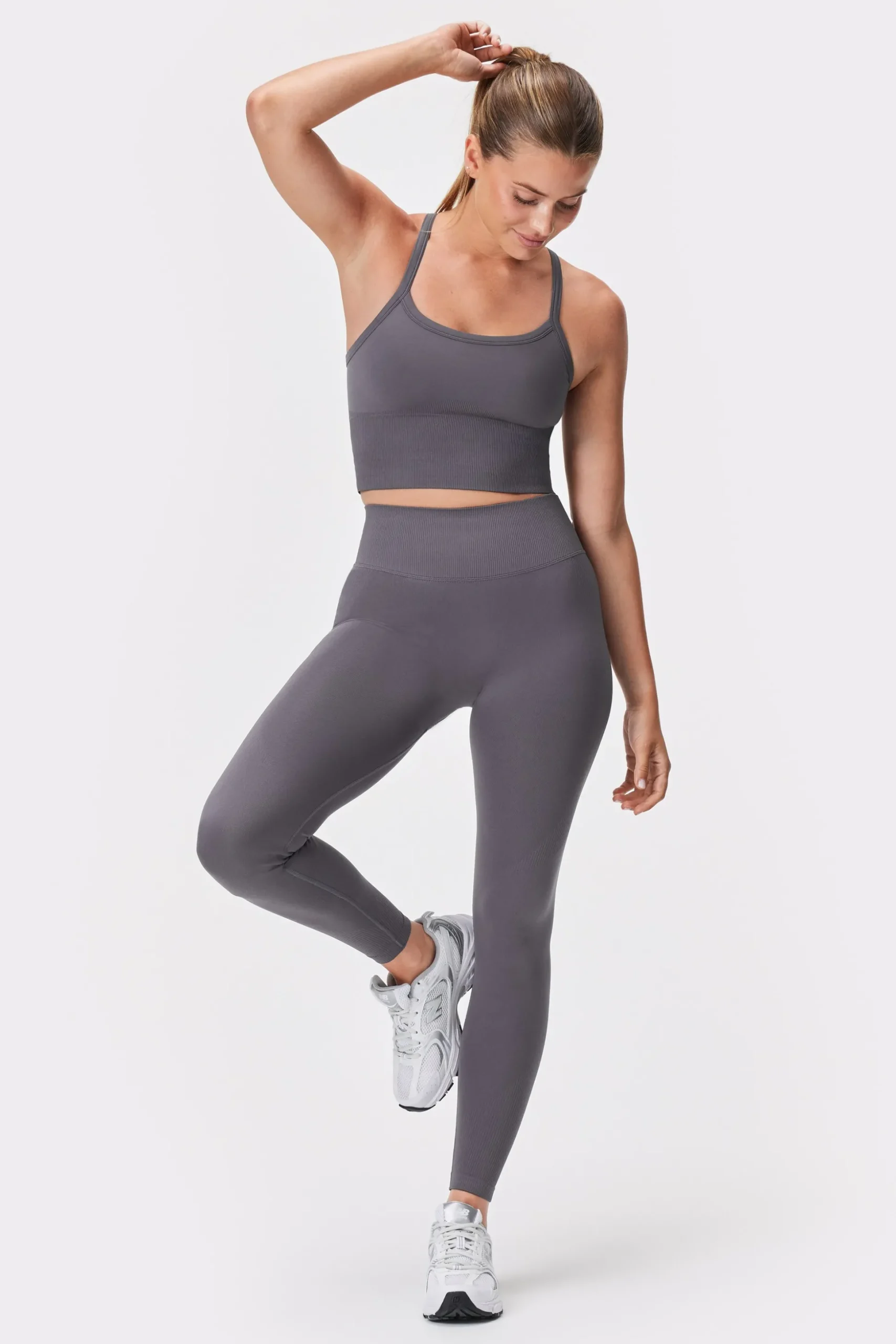 Contouring Seamless Crop Top