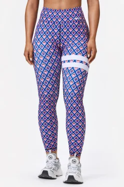 Explore Leggings