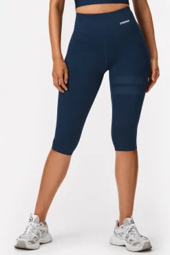 Signature Capri Tights