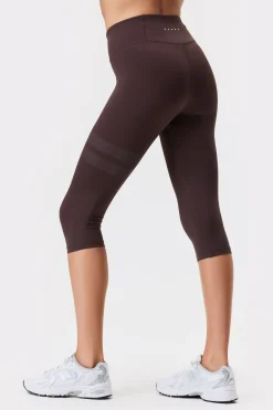 Signature Capri Tights