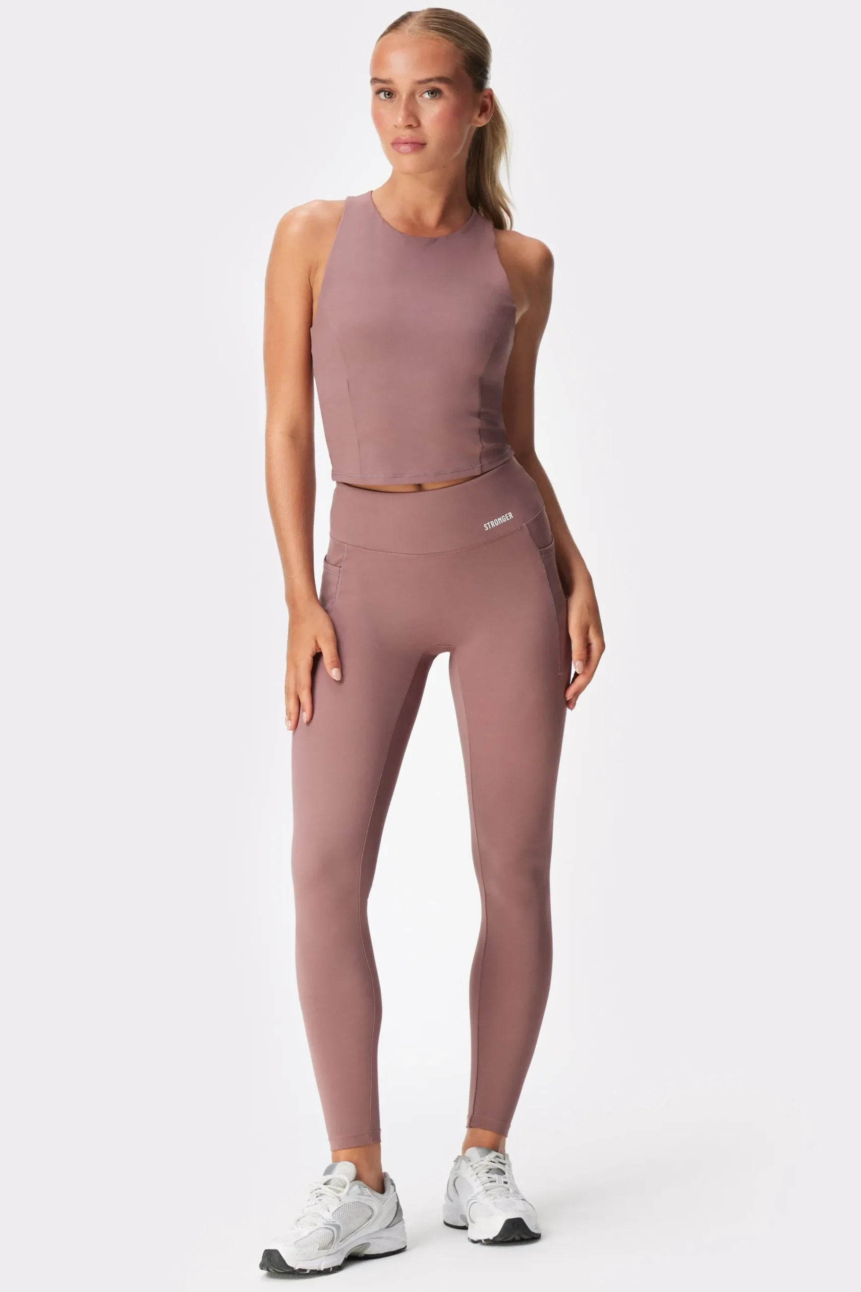 Signature Pocket Tights