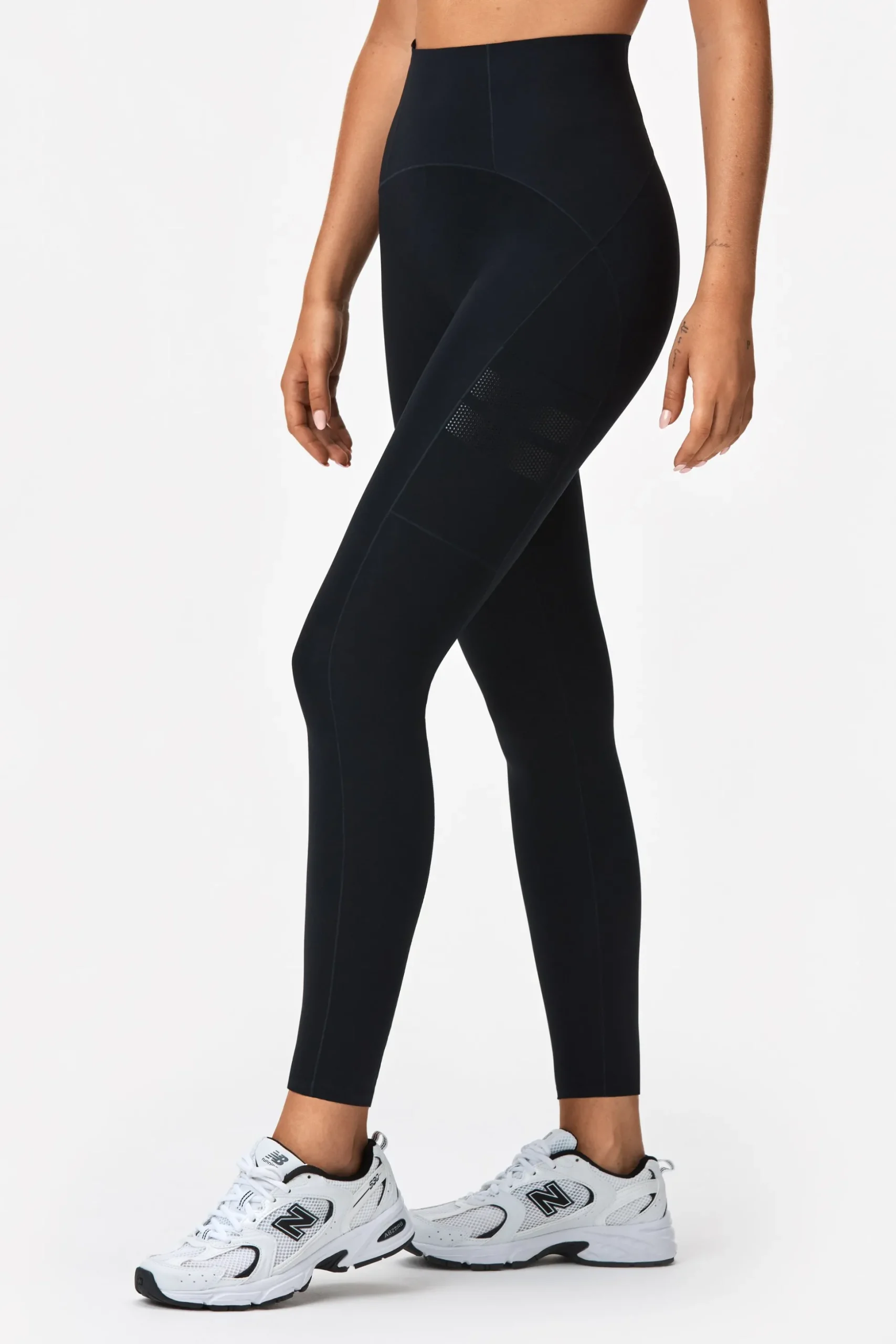Sleek Pocket Tights