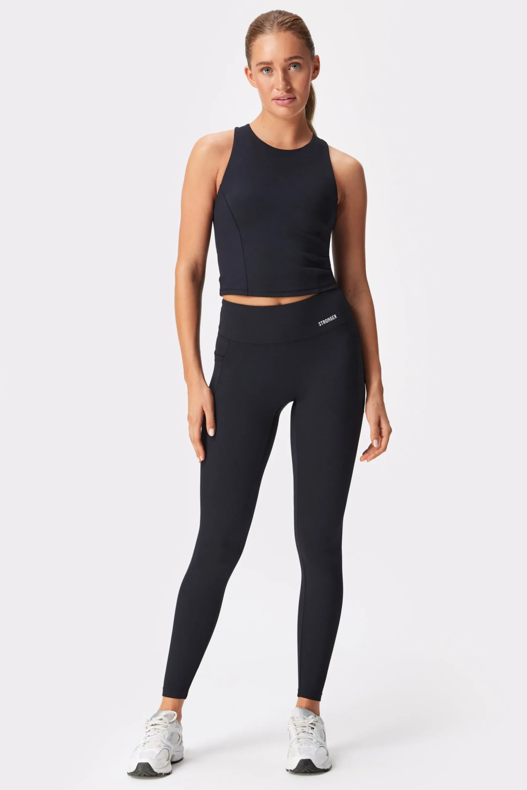 Smooth Cropped Tanktop